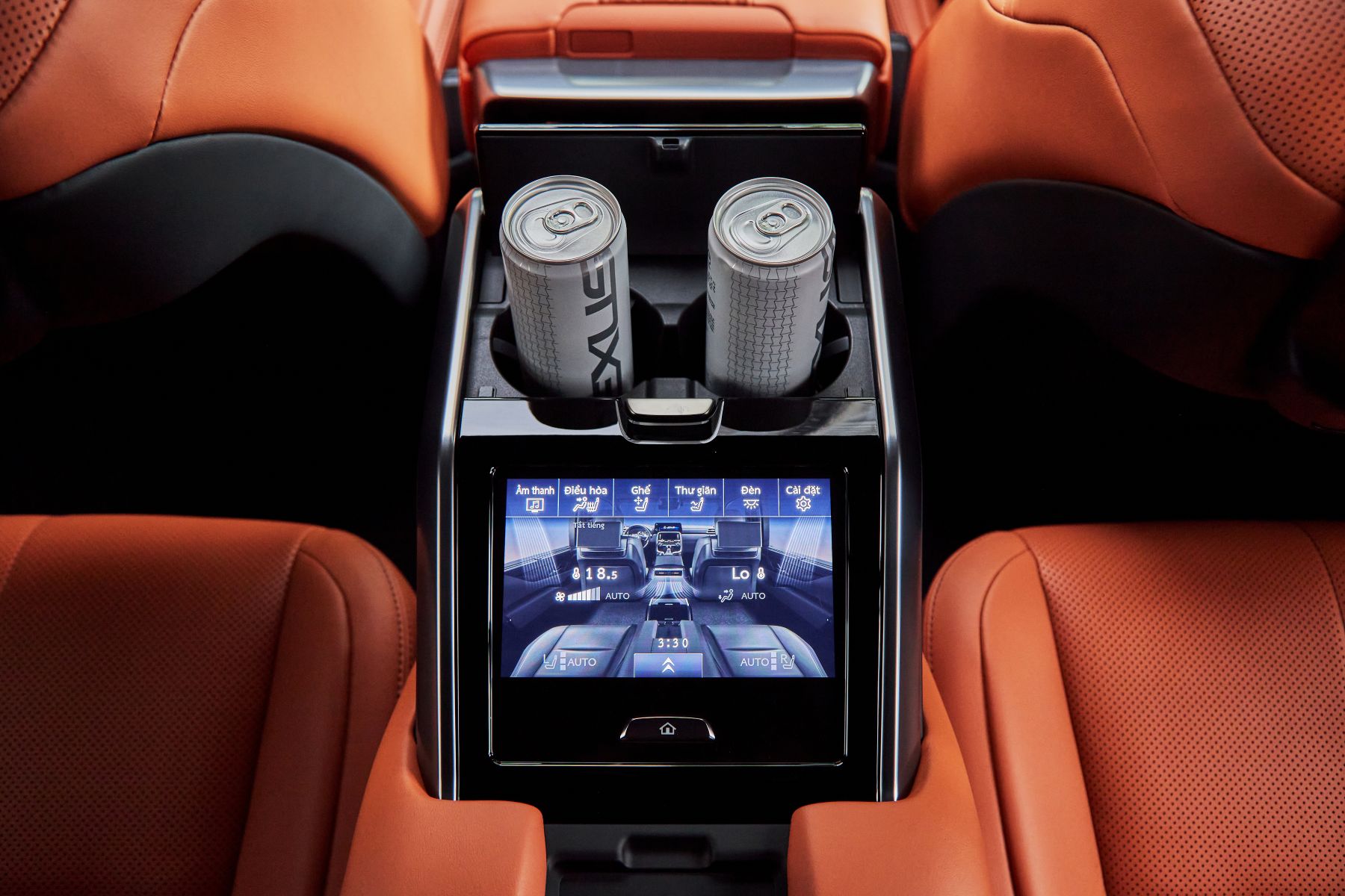 lexus-lx600-vip-noi-that