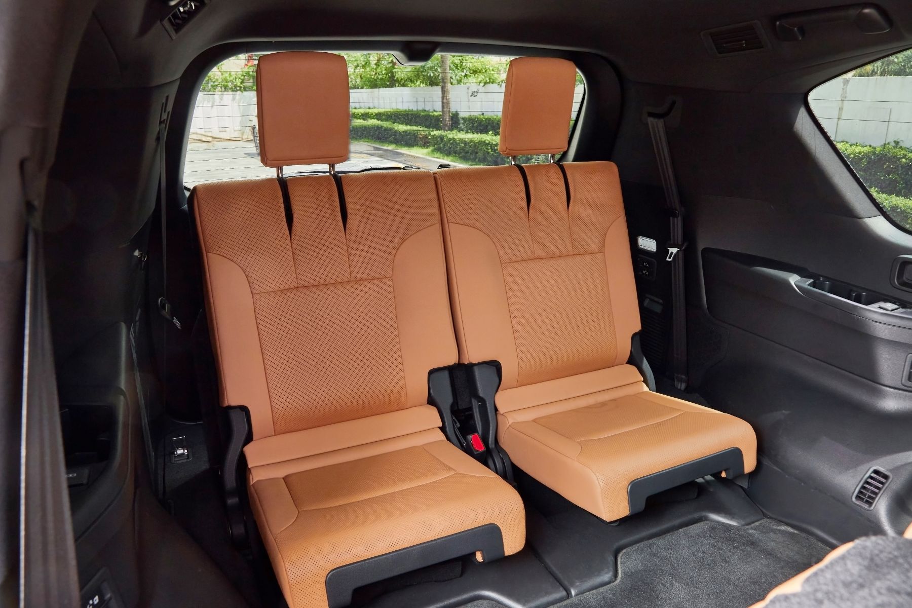 lexus-lx600-noi-that-nau7